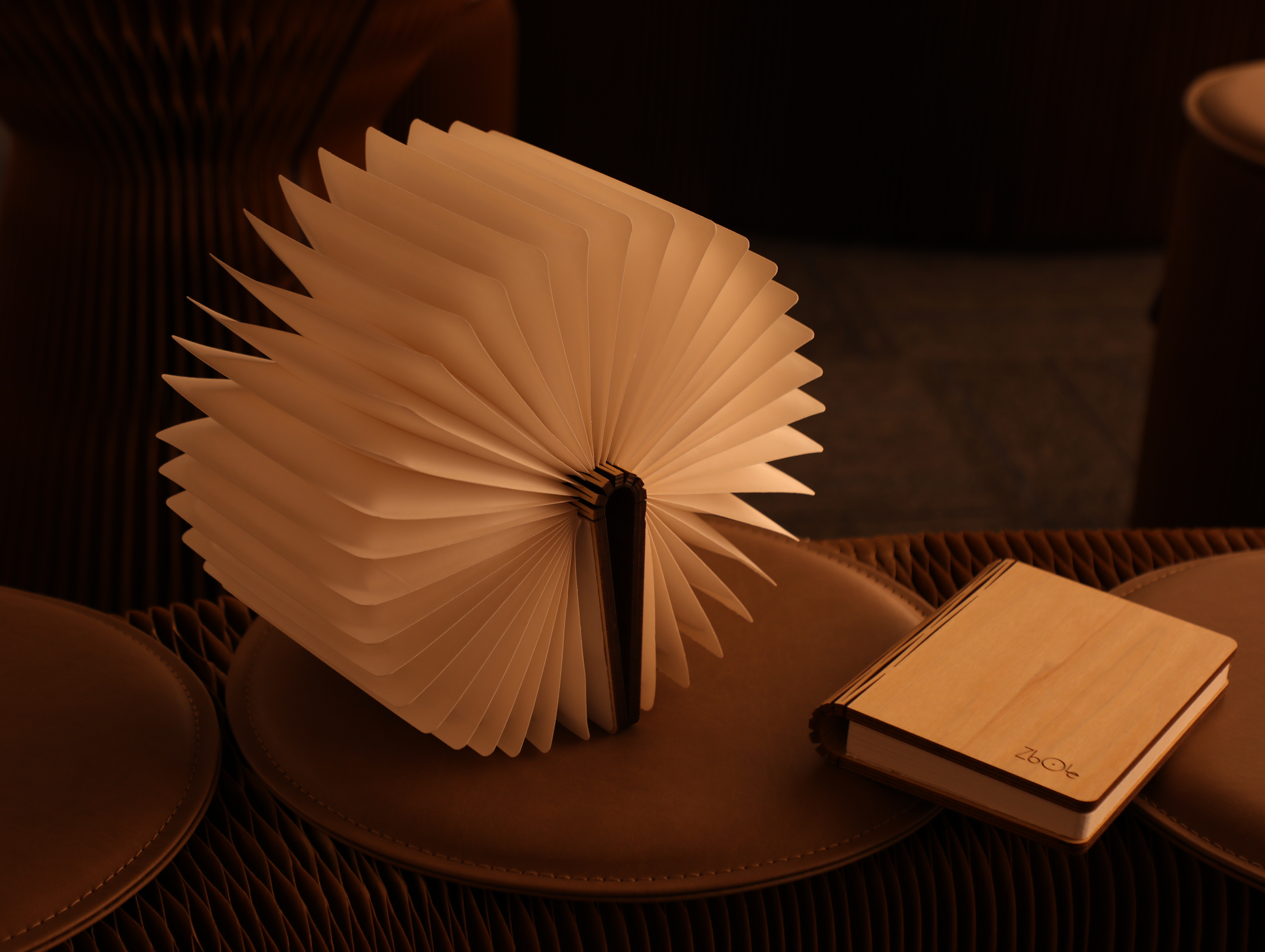 Test Glow Table Lamp view 4